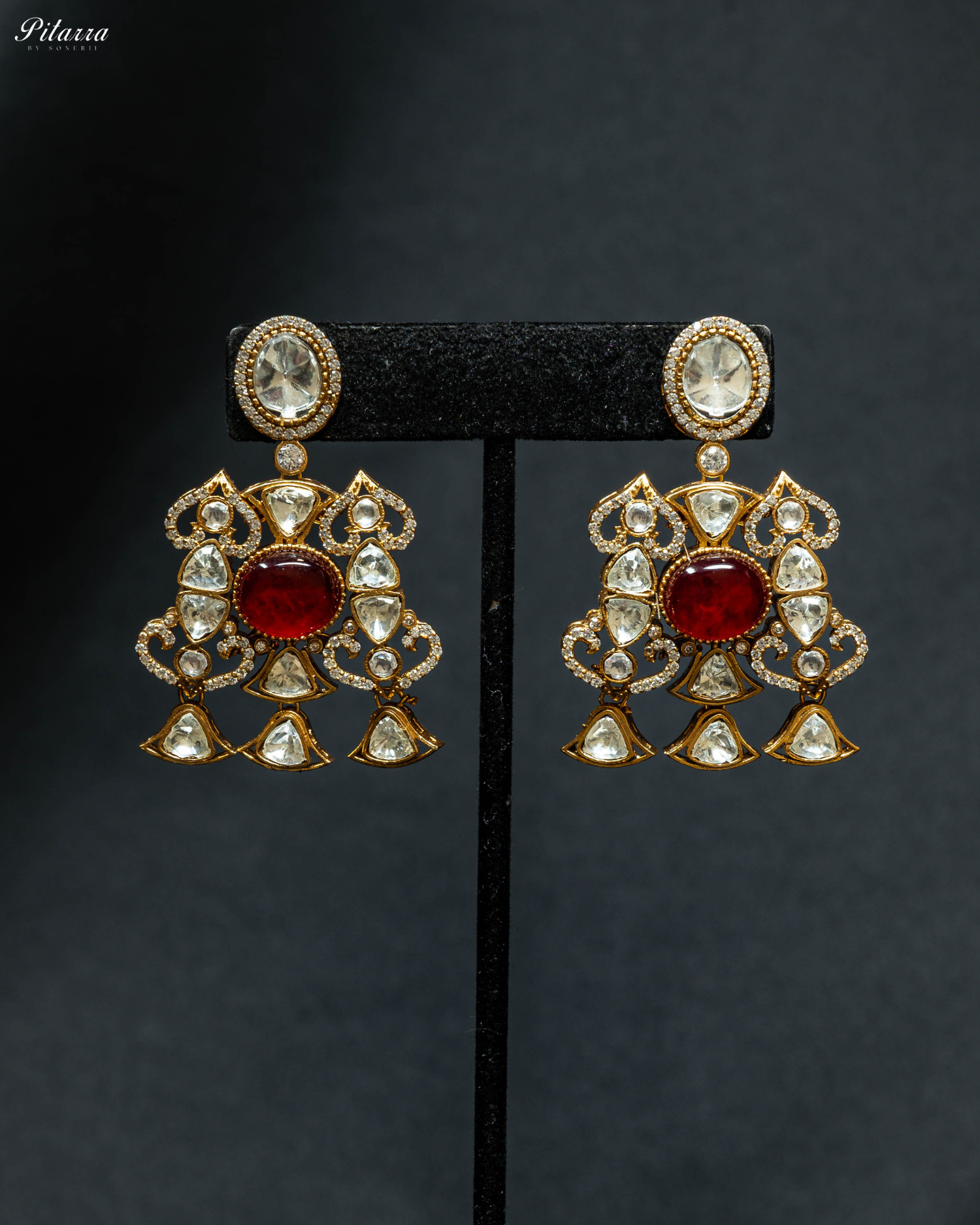 Red Stone Uncut Traditional Kundan Choker Set_Earrings