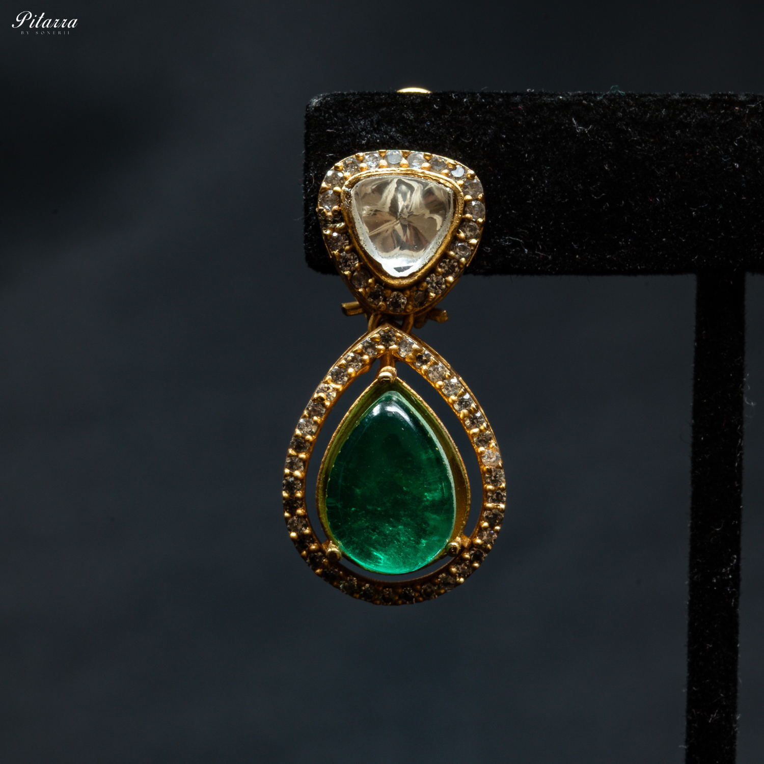 White_Stone_Antique_Gold_Rajwadi_Haar_Set_Zoom Earrings