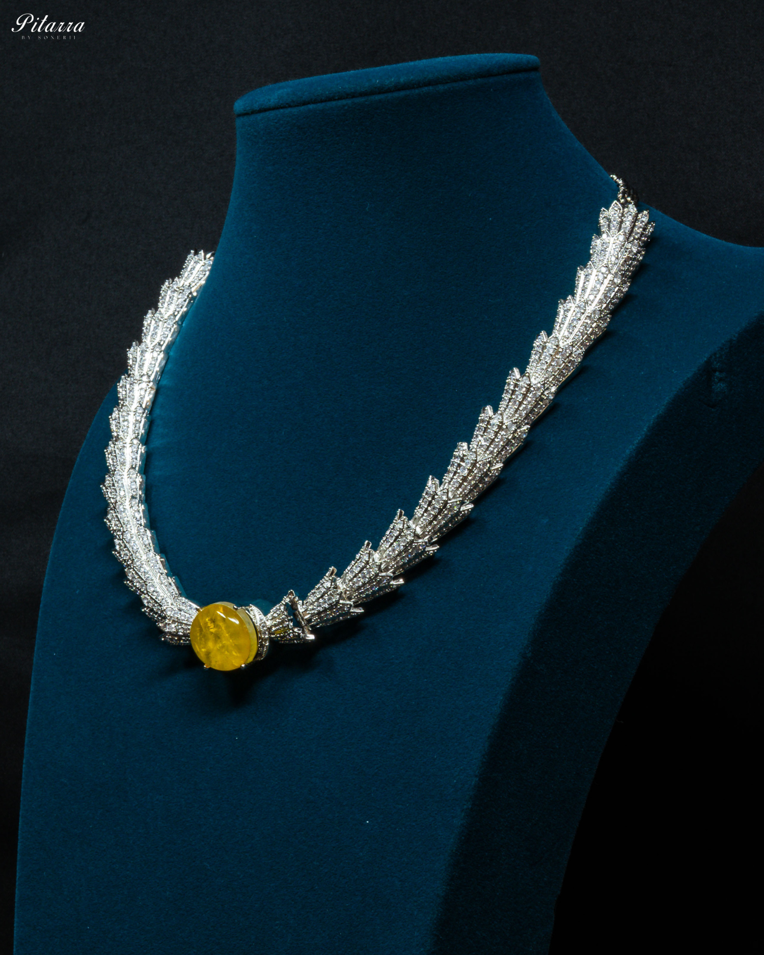 Yellow Single Stone Doublet Necklace Set_Side Angle