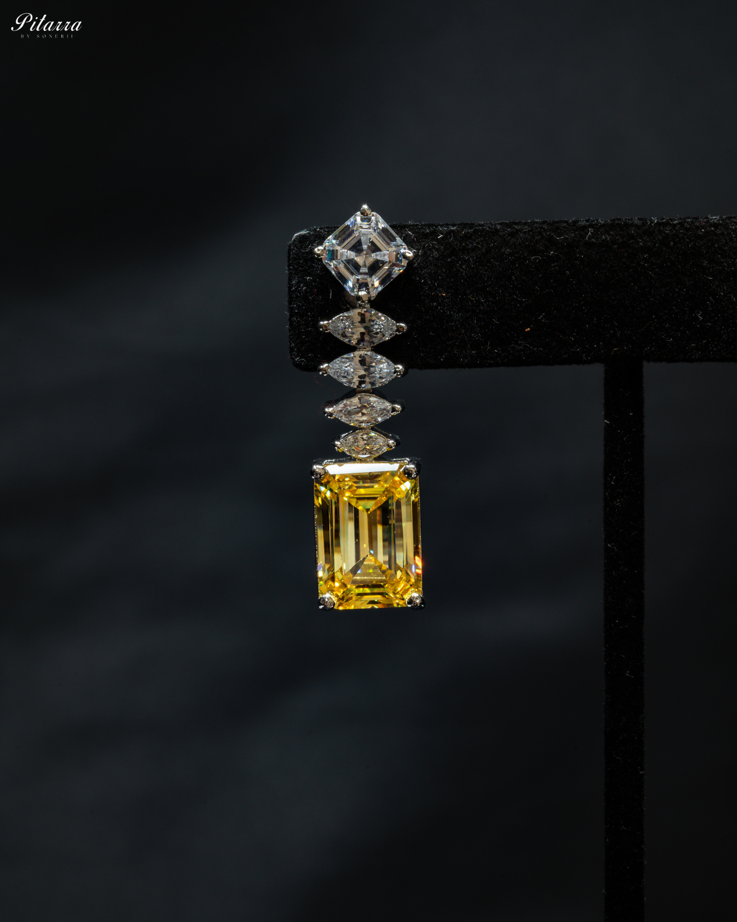 Yellow Stone Cubic Zirconia Pendant Set_Zoom Earrings