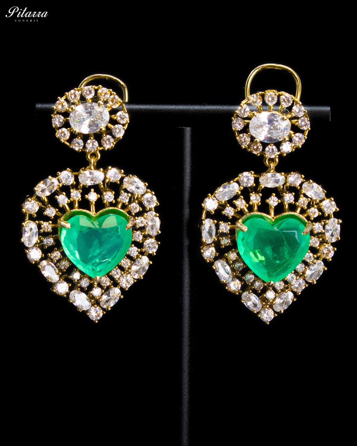 Emerald Green Kundan Heart Pendant Necklace Set