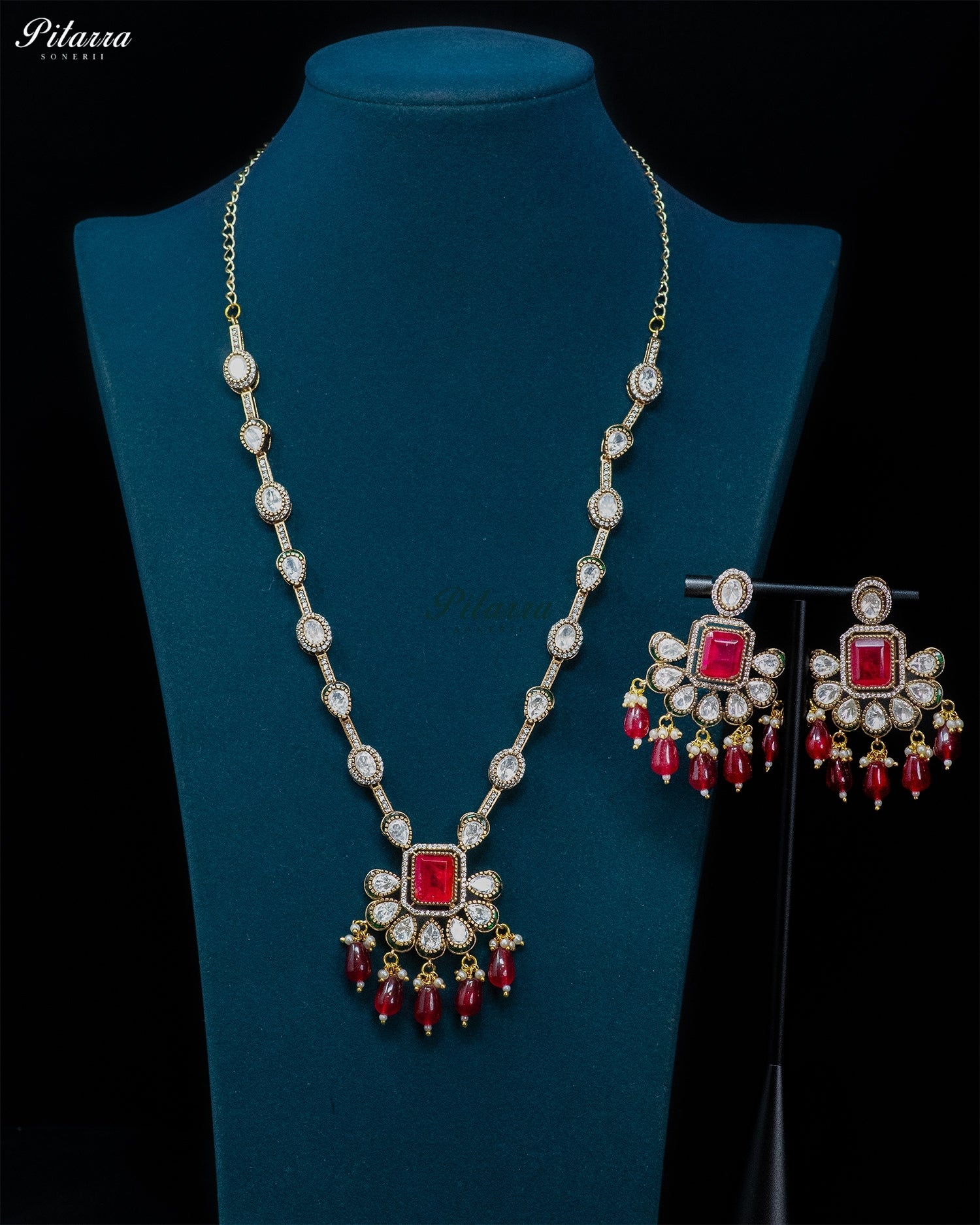 Red Square Pendant Kundan Necklace Set
