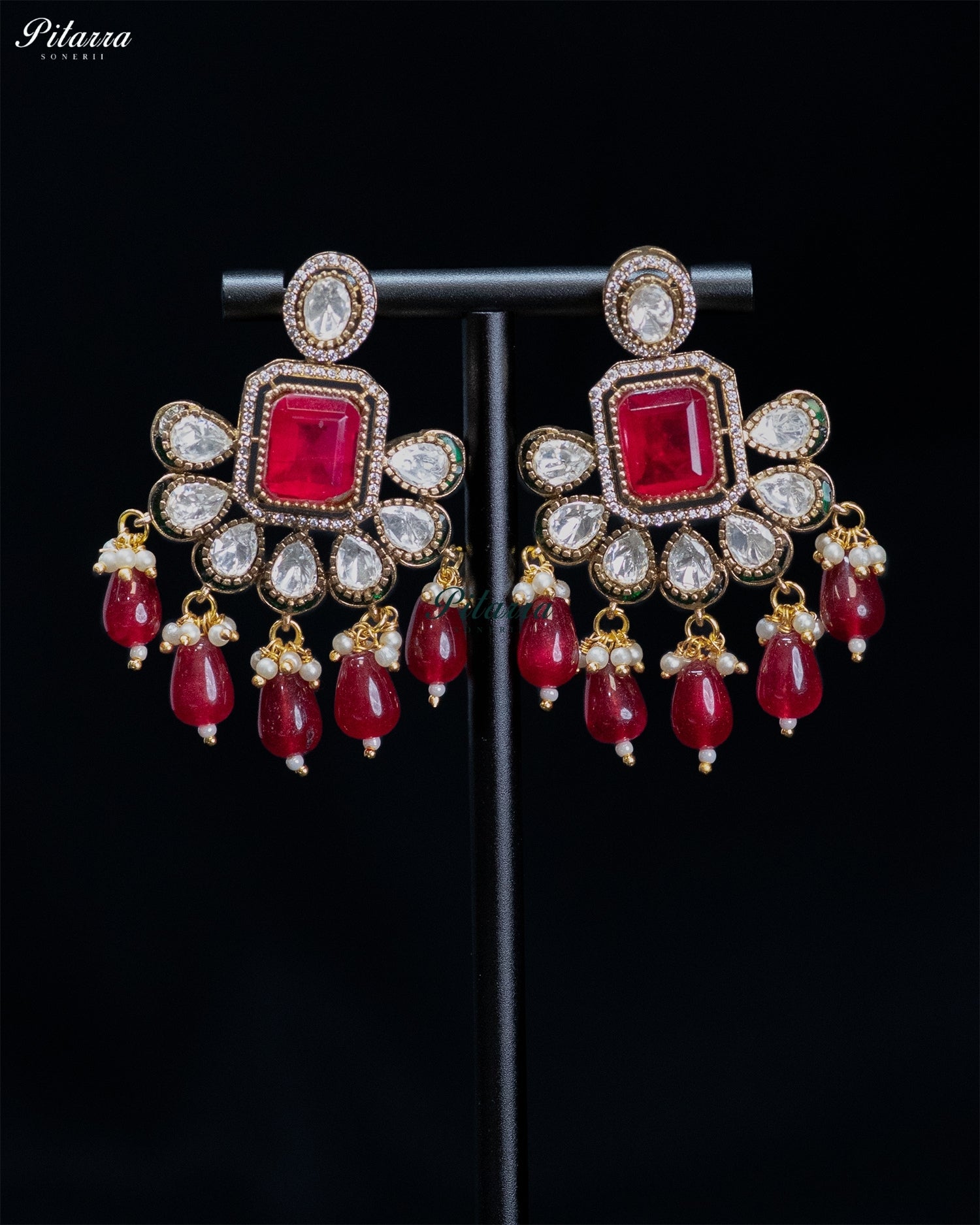 Red Square Pendant Kundan Necklace Set