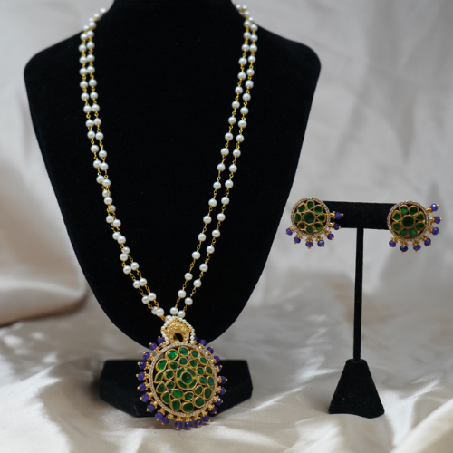 Gold Tone Green Pendant with White Pearls Necklace