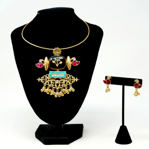 Gold Fusion Hasli Ethnic Necklace Set