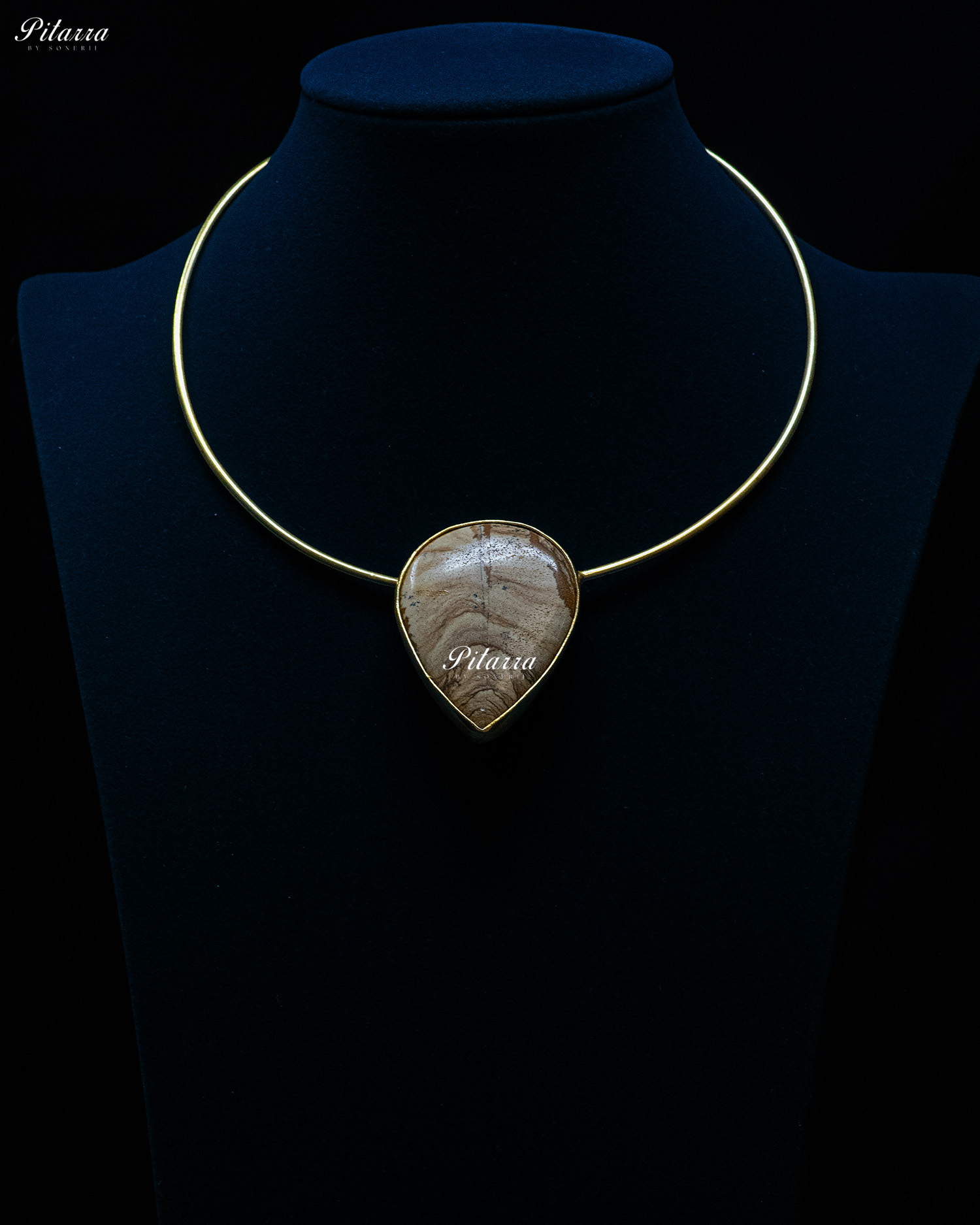 Gold Plated Handcrafted Leaf Shape Stone Collar Pendant