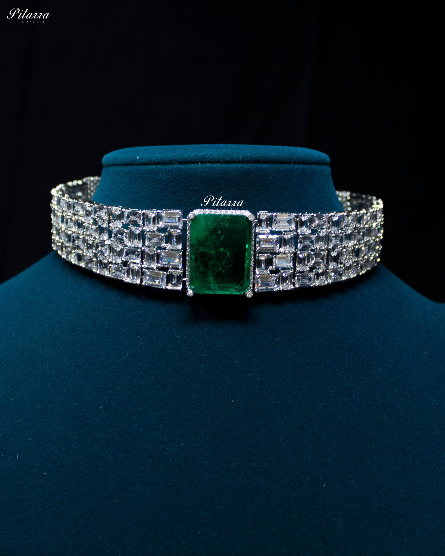 Emerald Stones Crystal Choker Set