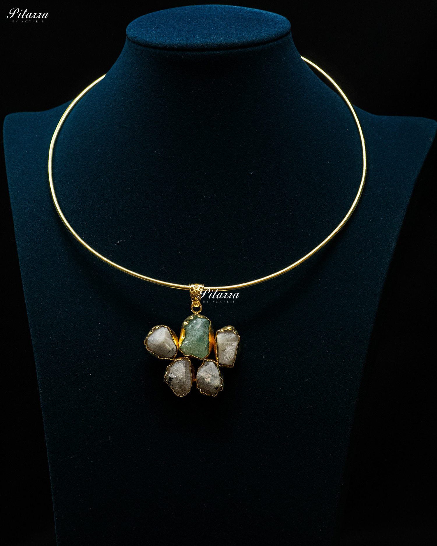 Gold Plated Green Raw Stone Collar Pendant Set