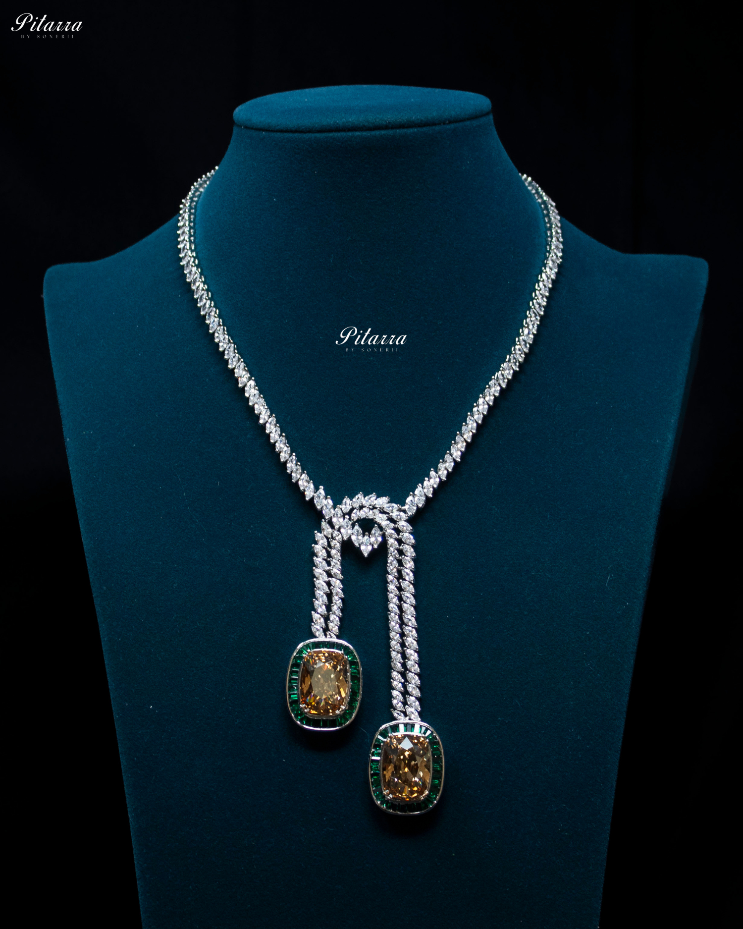 Green Two Square Silver Line Crystal Necklace Set