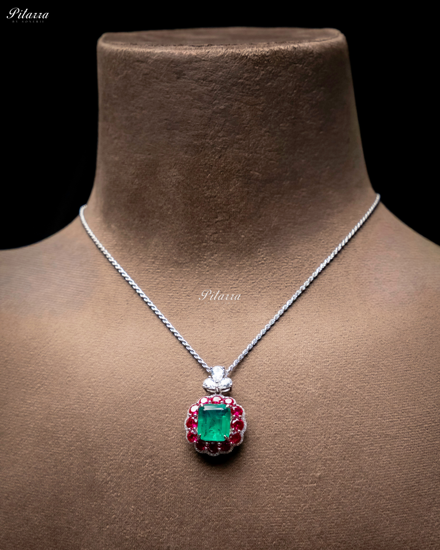 Emerald Stone Pink Line Square 92.5 Silver Neckalce Set