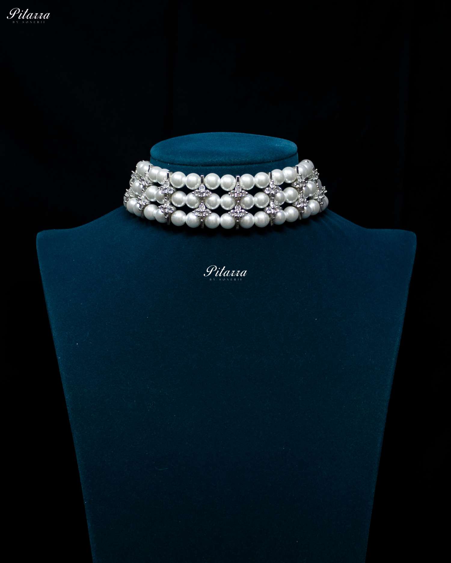 Three Layer Pearly Silver Dimonte Floret Necklace Set