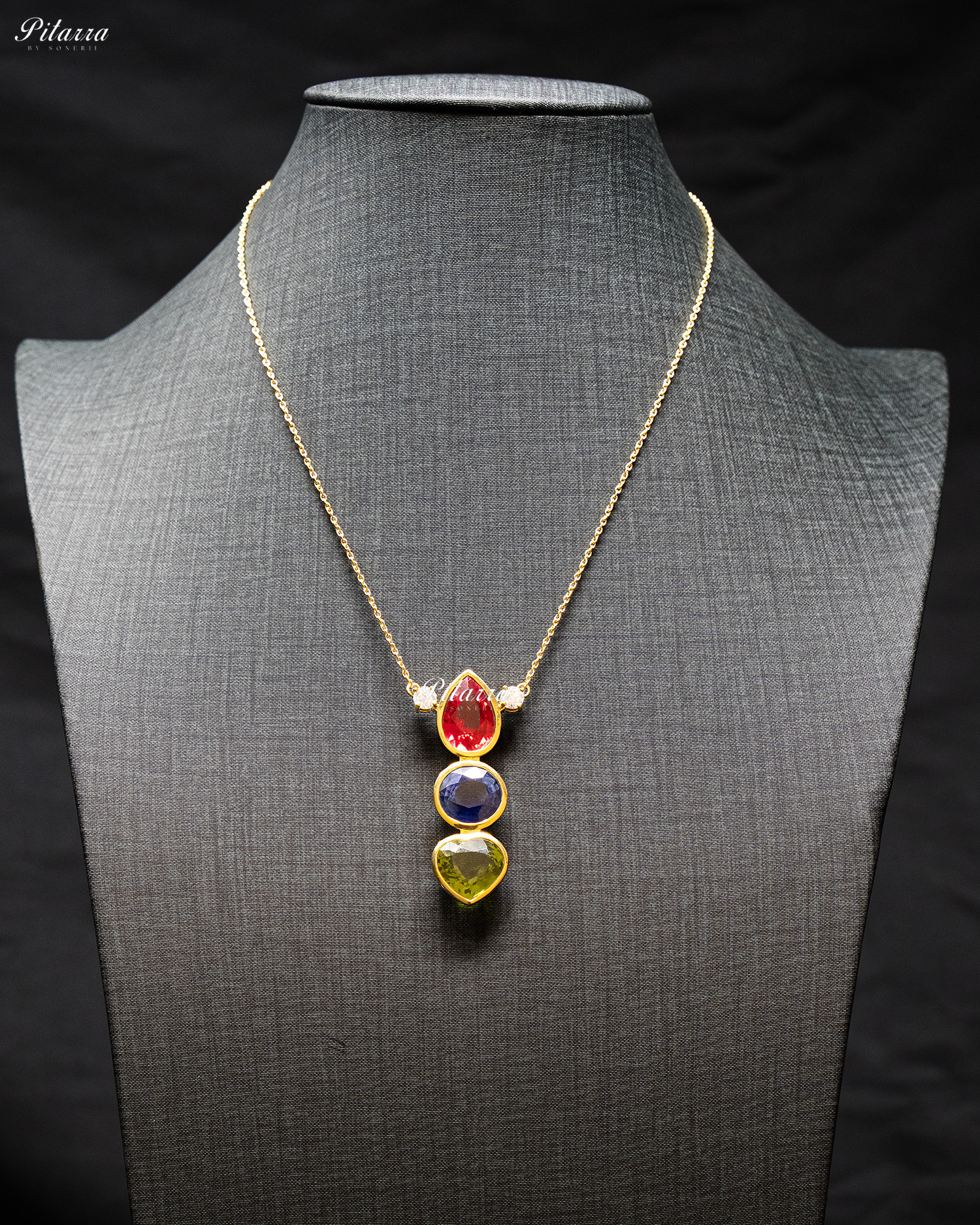 Gold Chain Drop Red Top Stone Green Heart Pendent Set