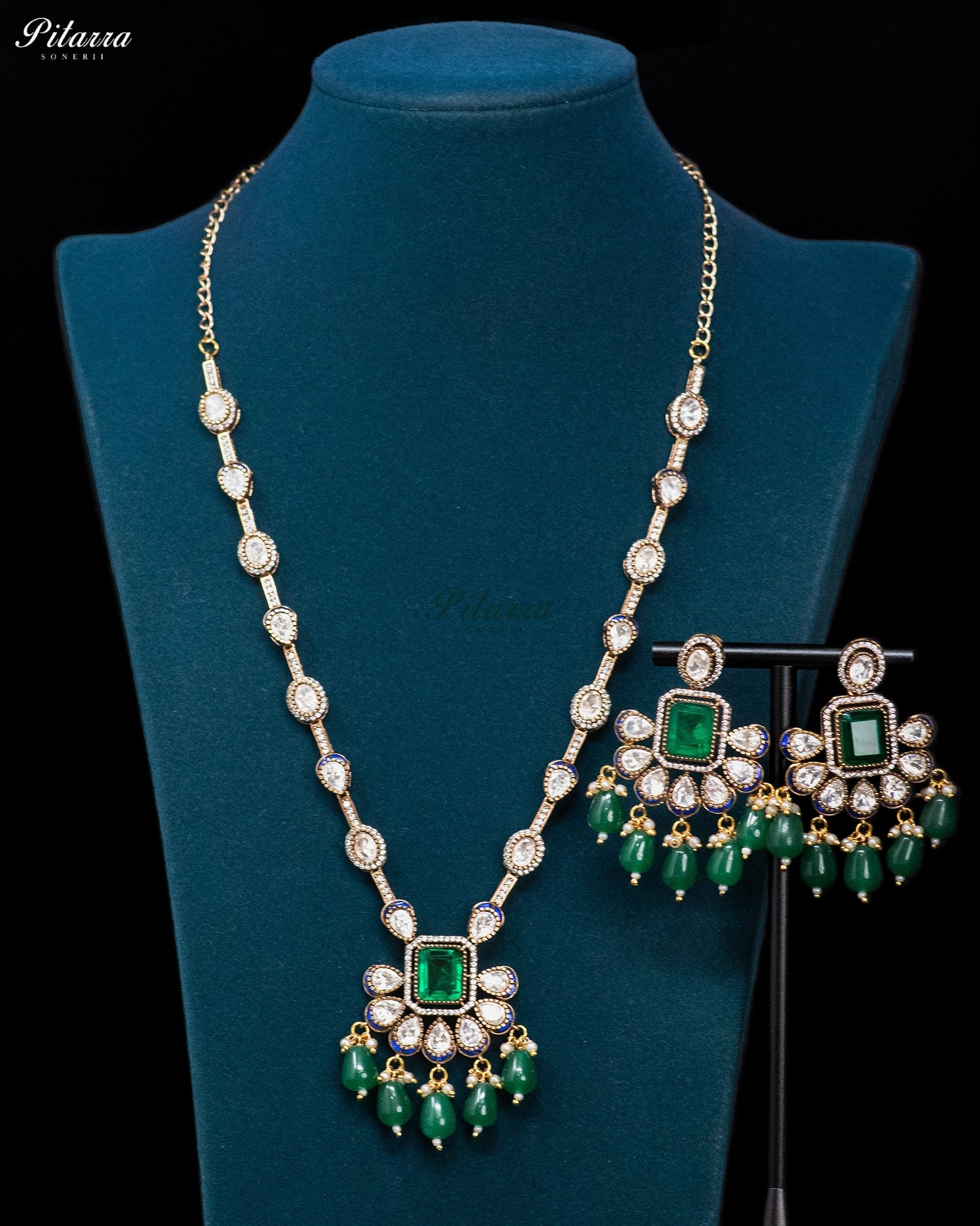 Emerald Royal Drop Necklace Set