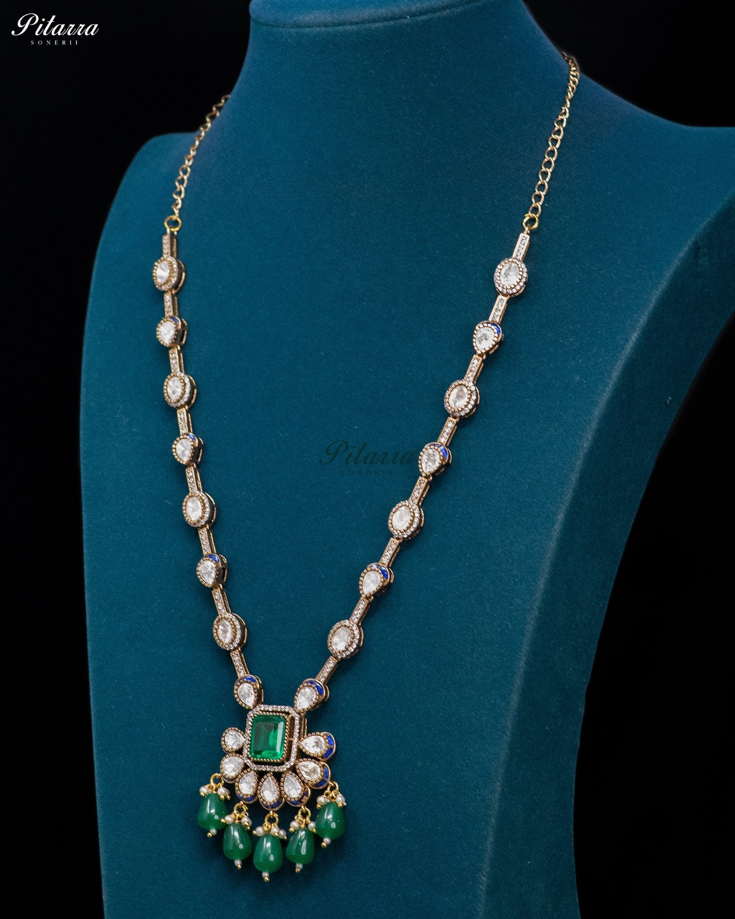 Emerald Royal Drop Necklace Set