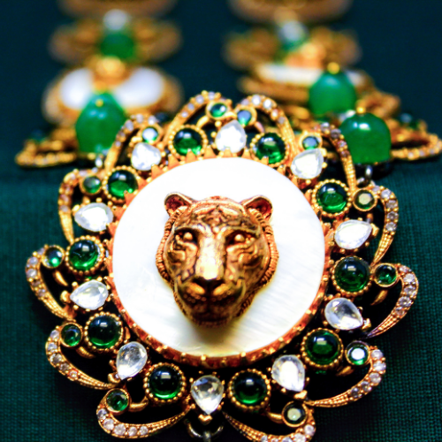 Green & White Stones Tiger Face Necklace