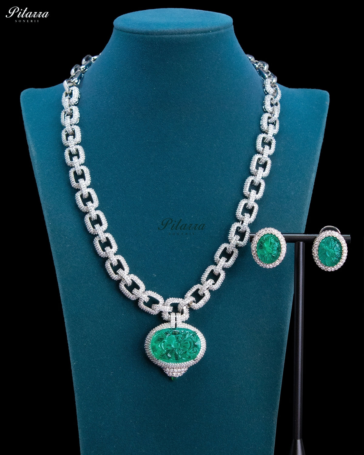Emerald Green Carved Medallion Link Statement Necklace Set