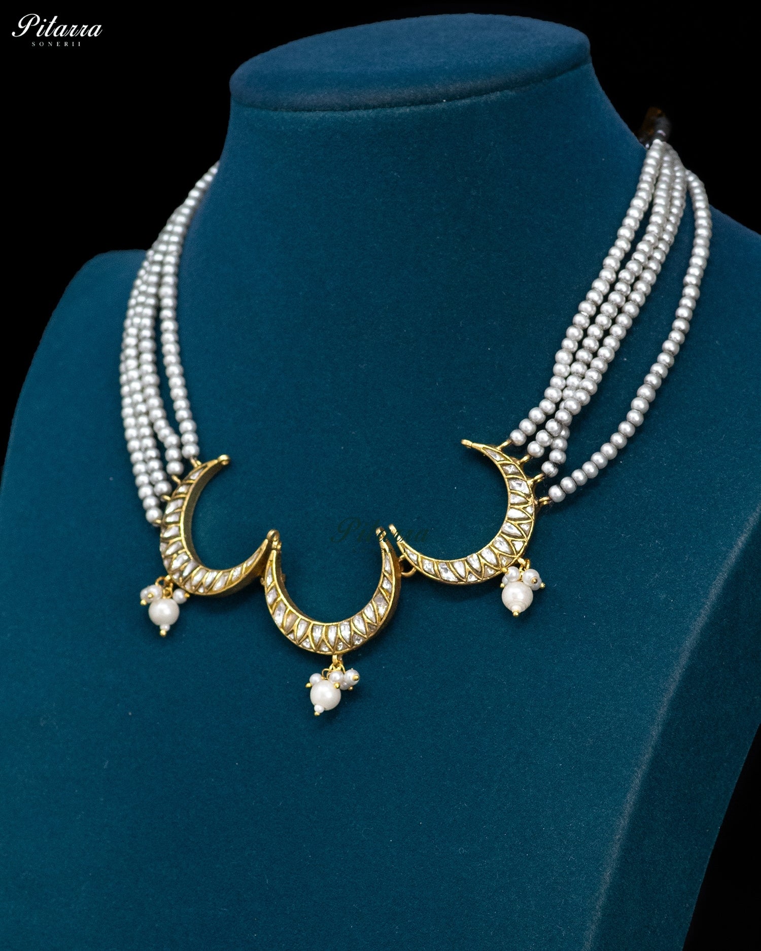 Royal Crescent Kundan Pearl Necklace Set