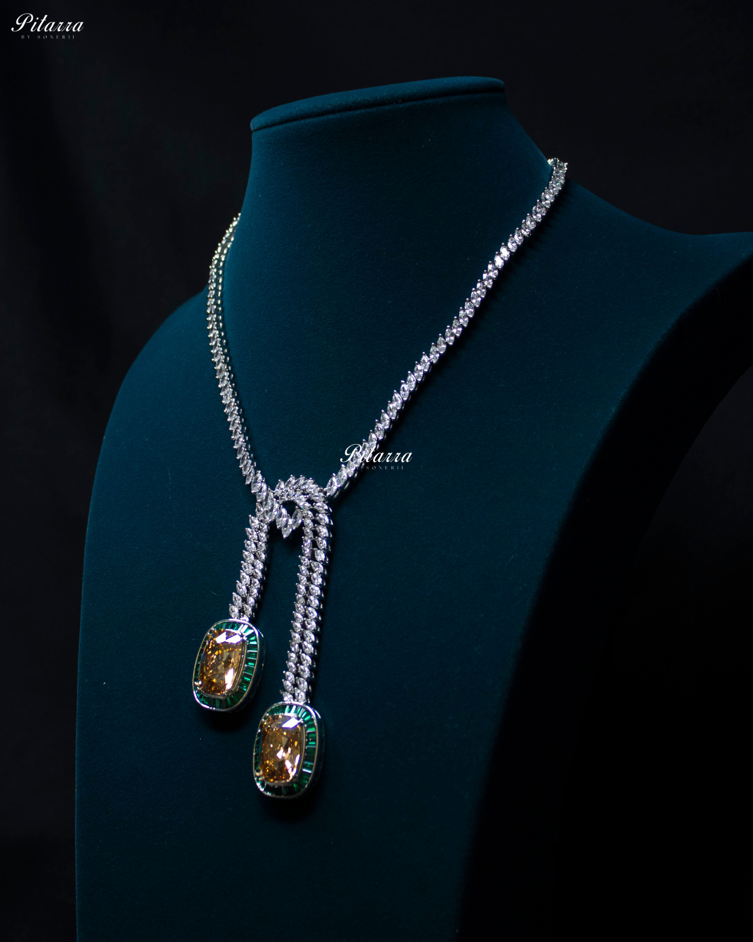 Green Two Square Silver Line Crystal Necklace Set