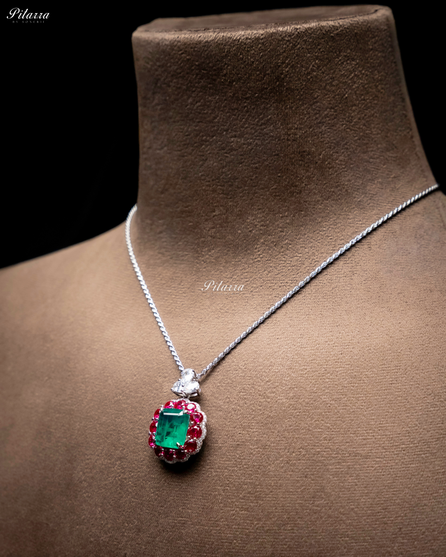 Emerald Stone Pink Line Square 92.5 Silver Neckalce Set