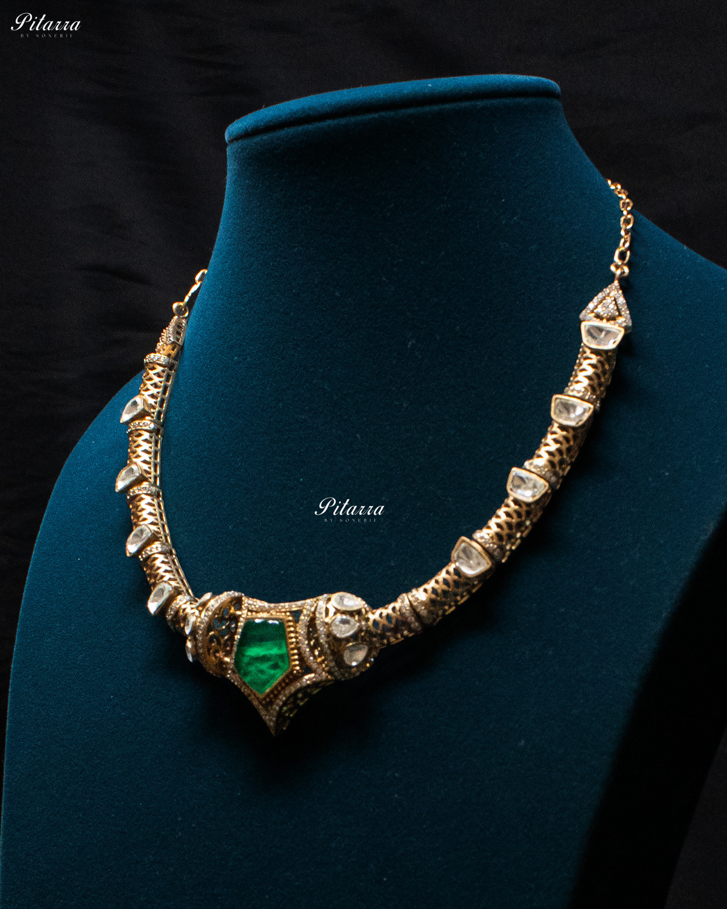 Emerald Stone Halsi Polki Kundan Necklace Set