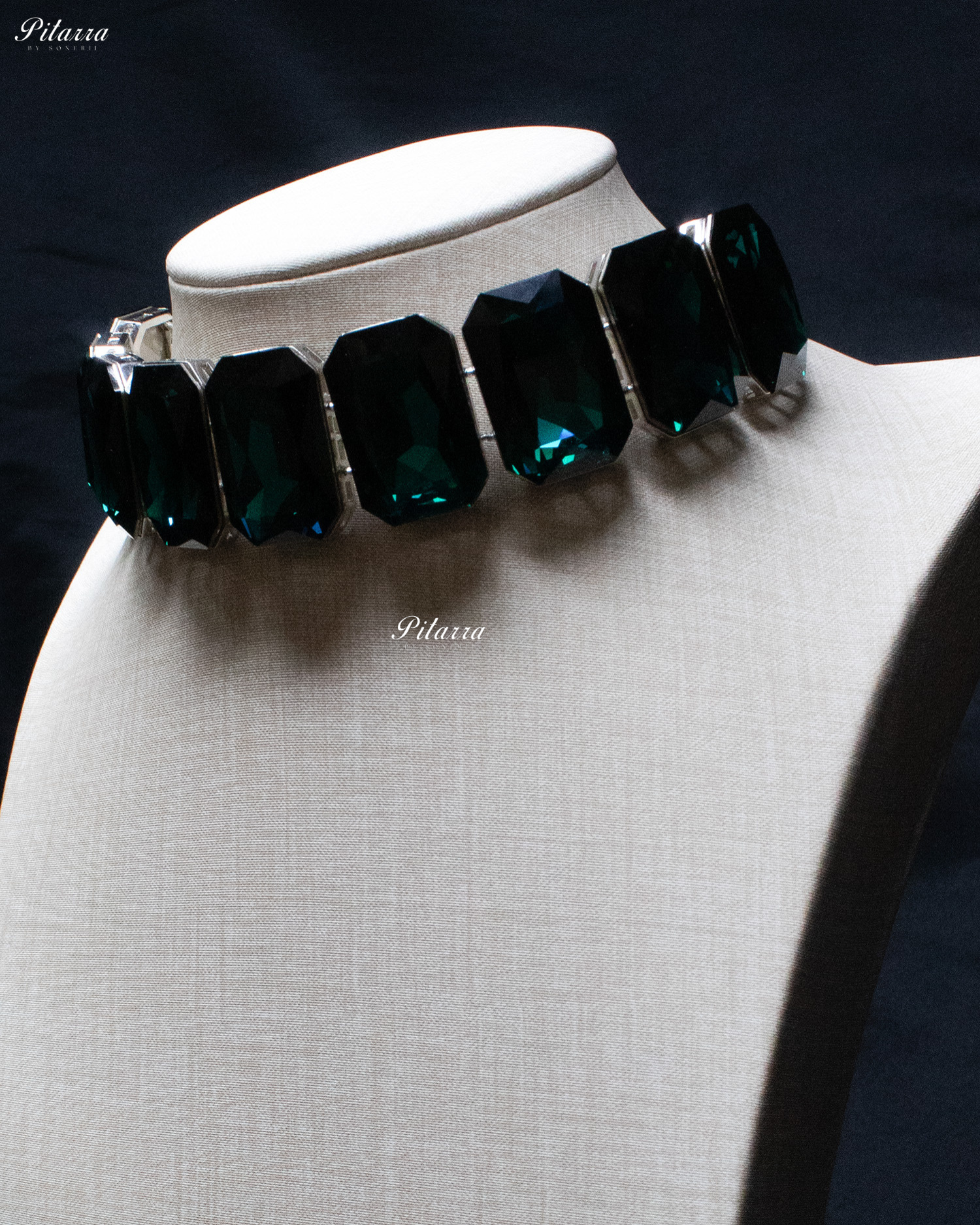 Emerald Swarovski Choker Set
