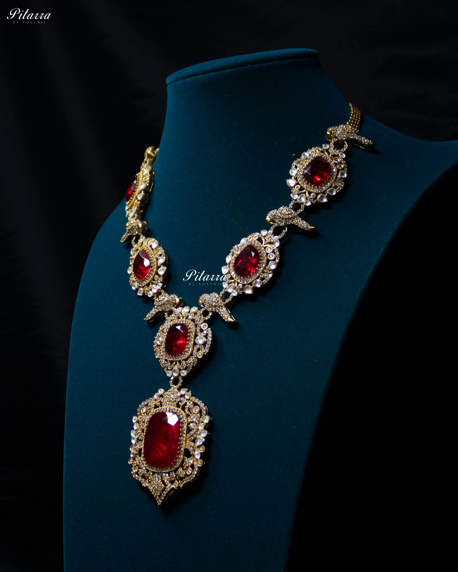 Red Stone Bird Victorian Polki Necklace Set