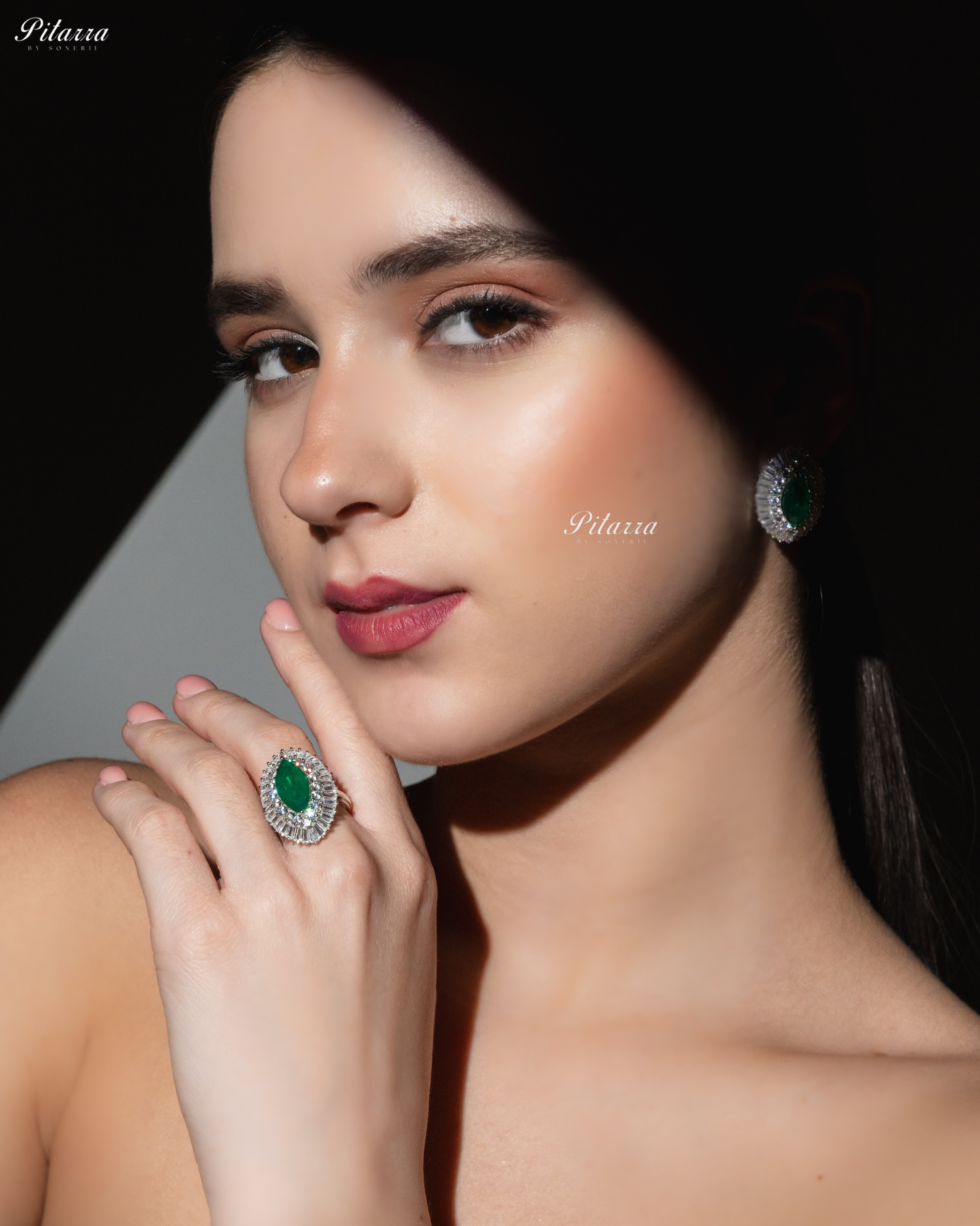 Pitarra Green Stone Crystal 92.5 Silver Ring