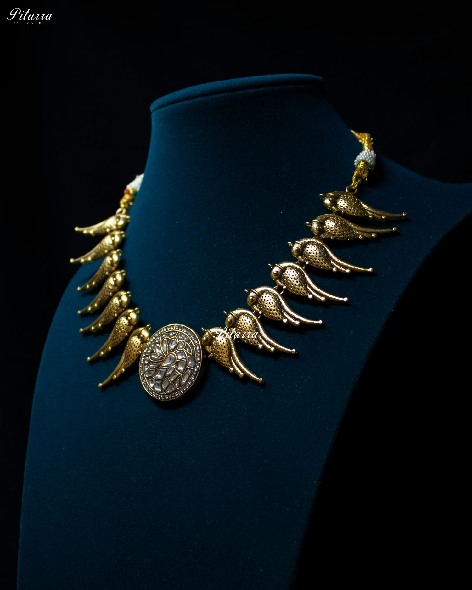 Parrot Motifs Gold Plated Kundan Necklace Set