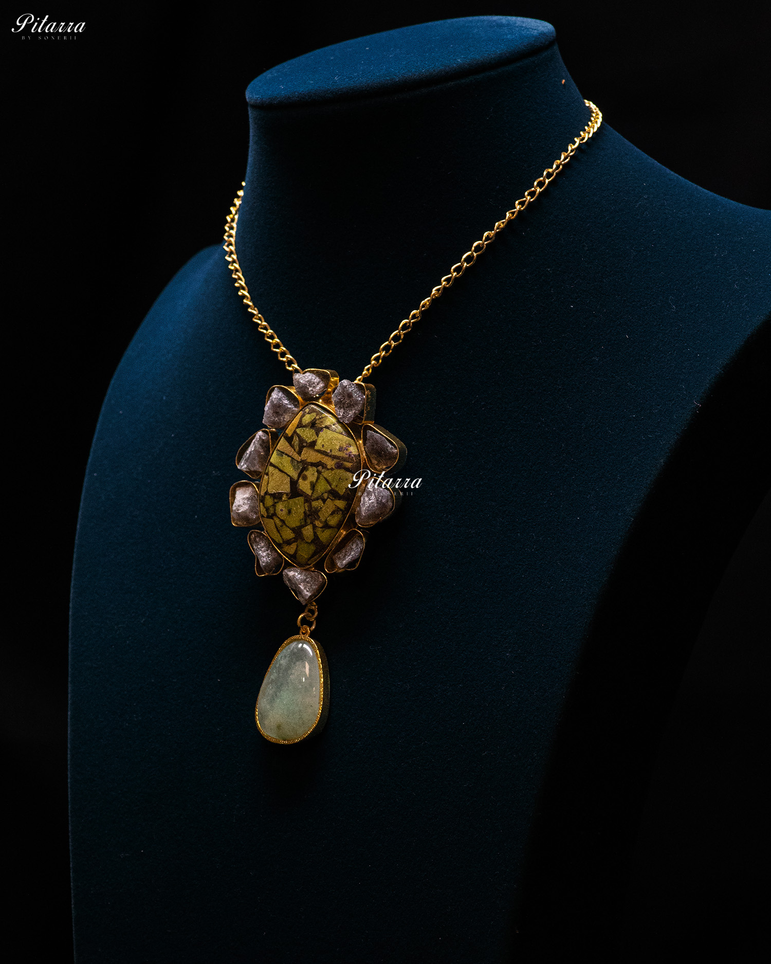 Golden Center Stone Purple Raw Stones Pendant Necklace