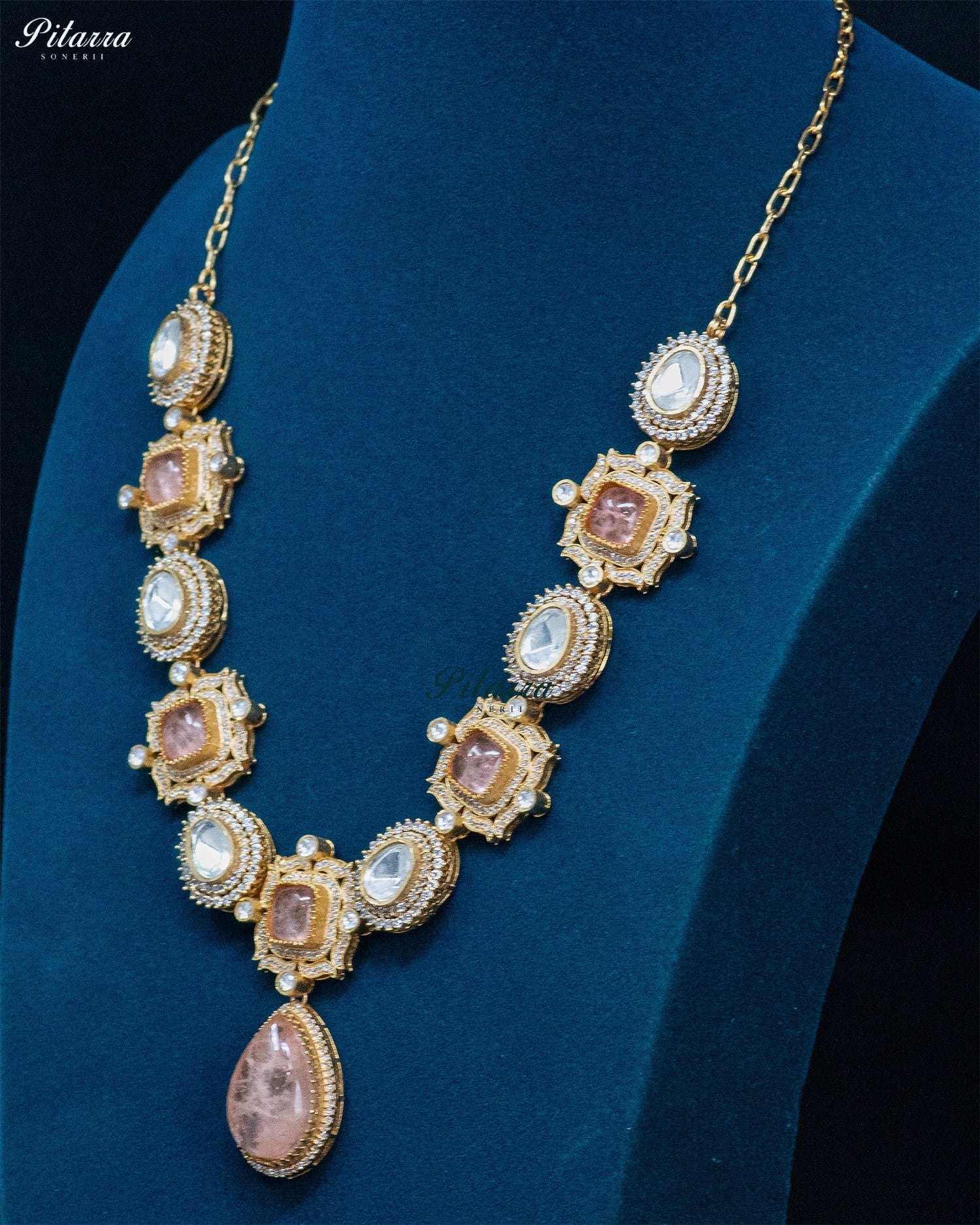 Peach Square and Teardrop Kundan Necklace Set