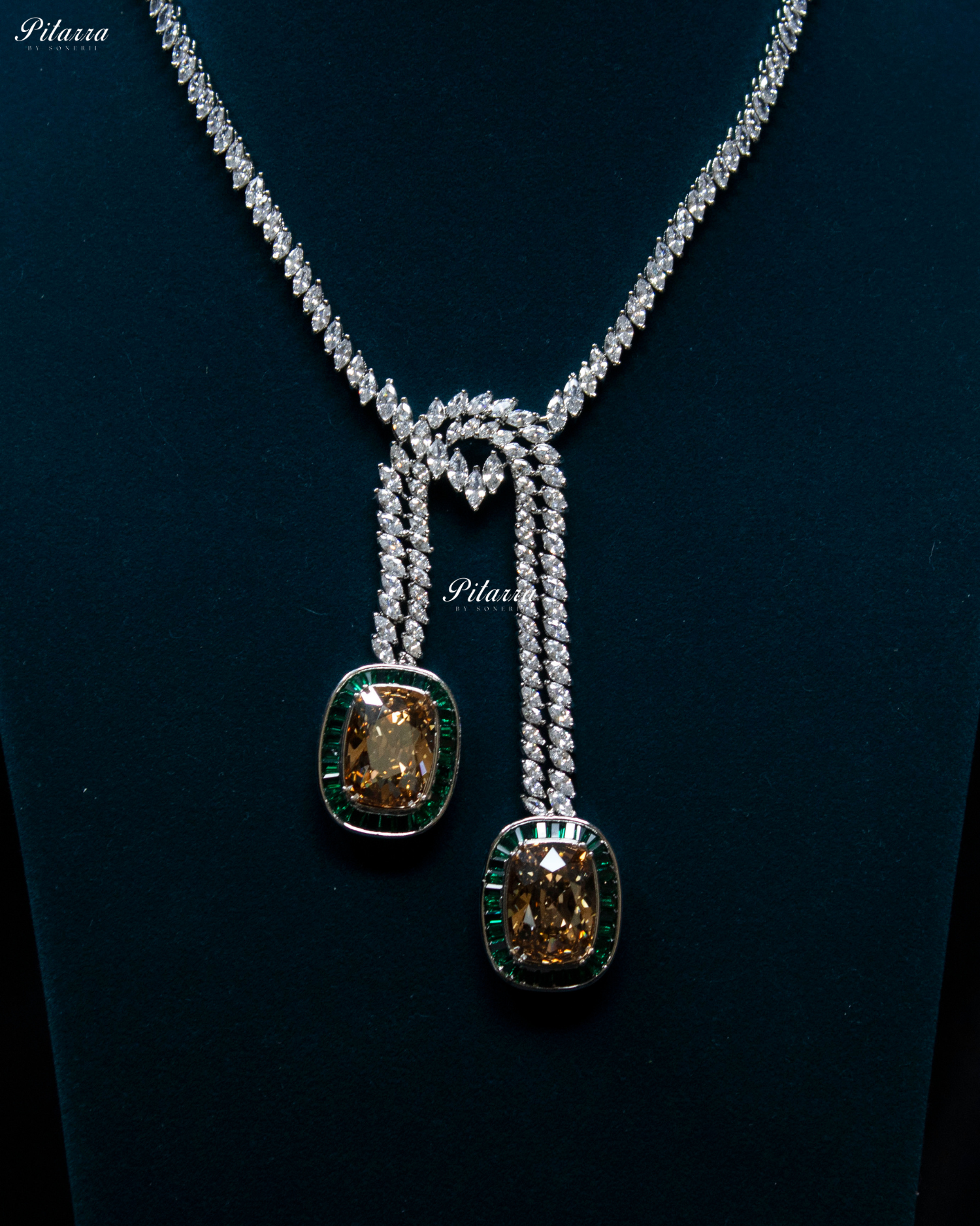 Green Two Square Silver Line Crystal Necklace Set