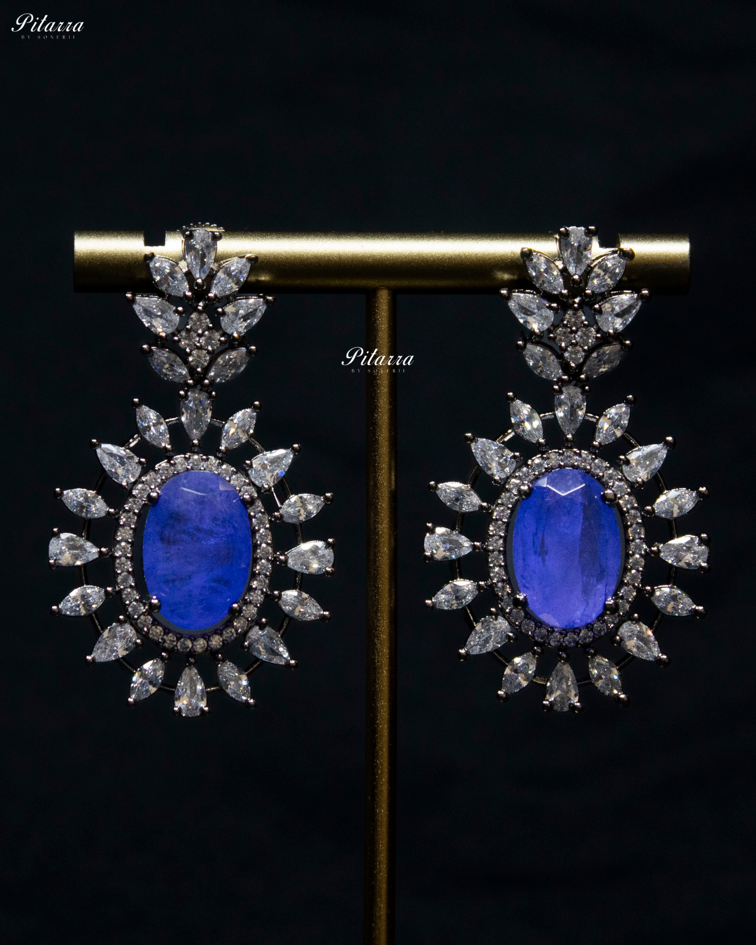 Blue Color Stones Dazzling Cubic Zirconia Necklace Set