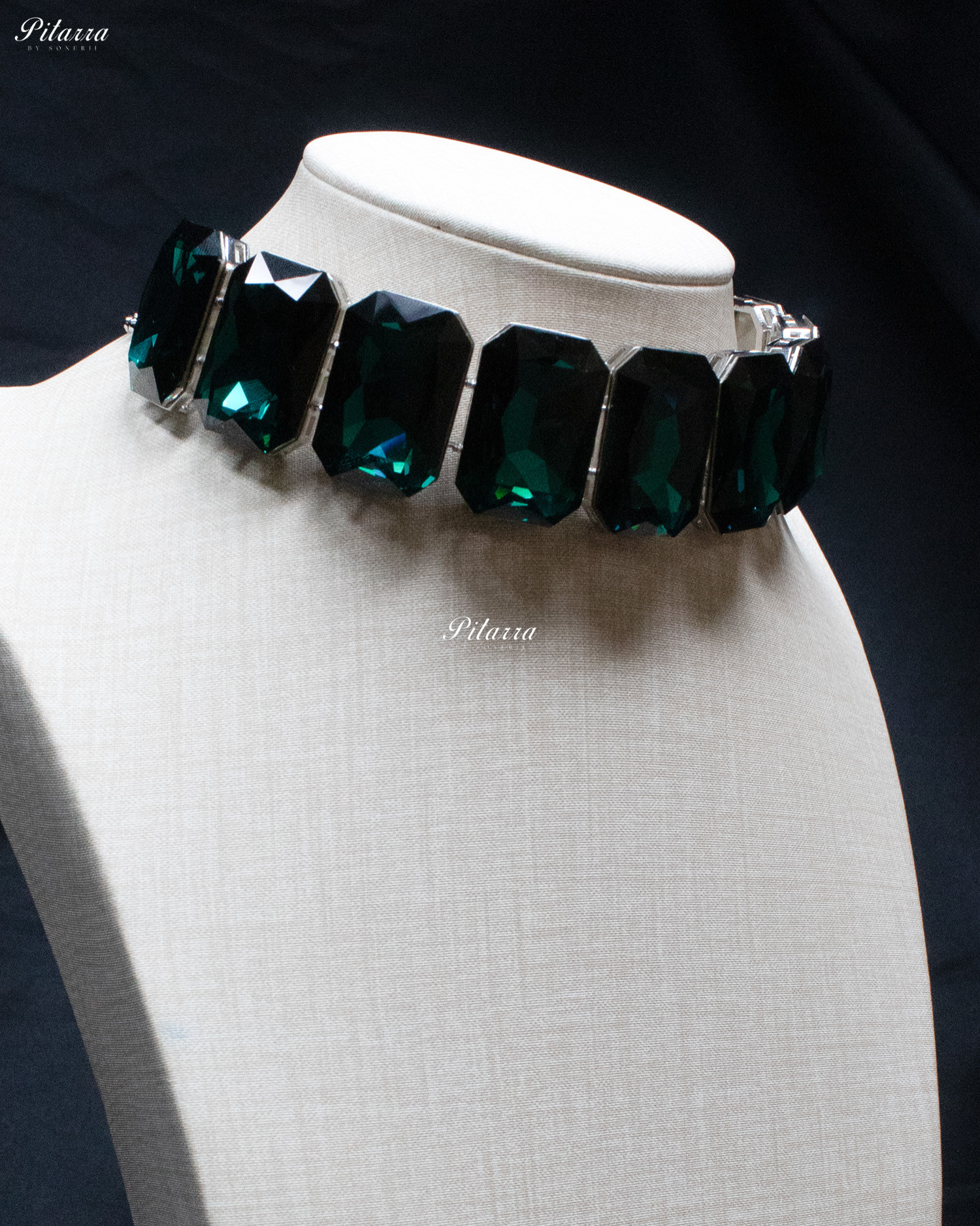 Emerald Swarovski Choker Set