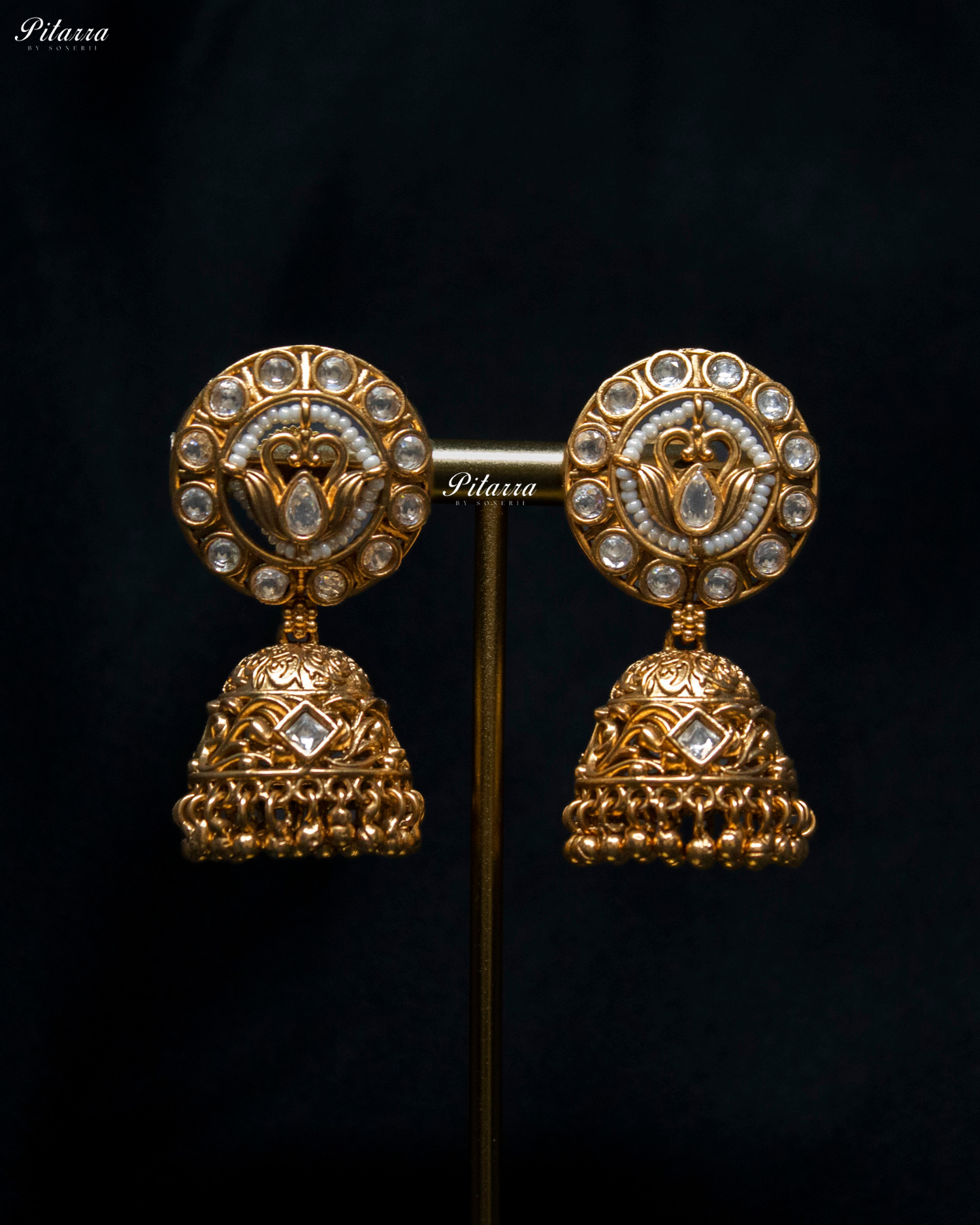 Antique Gold Plated Apsara Kundan Choker Set