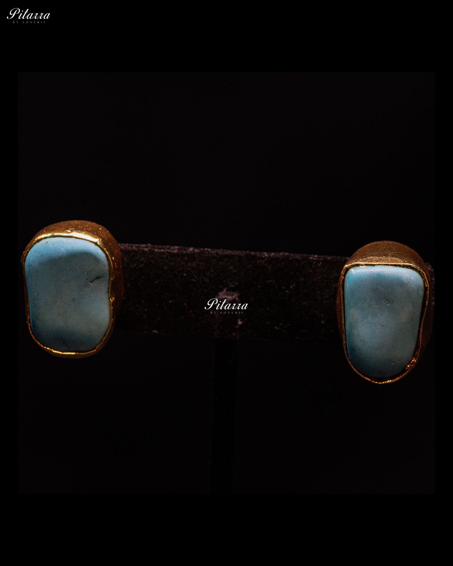 Gold Plated Blue Raw Stone Collar Pendant Set