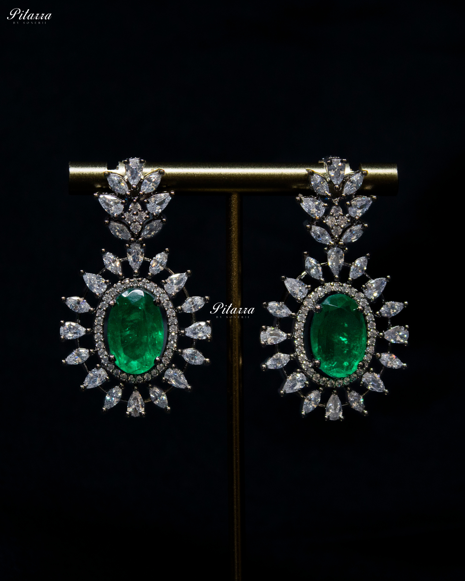 Emerald Color Stones Dazzling Cubic Zirconia Necklace Set