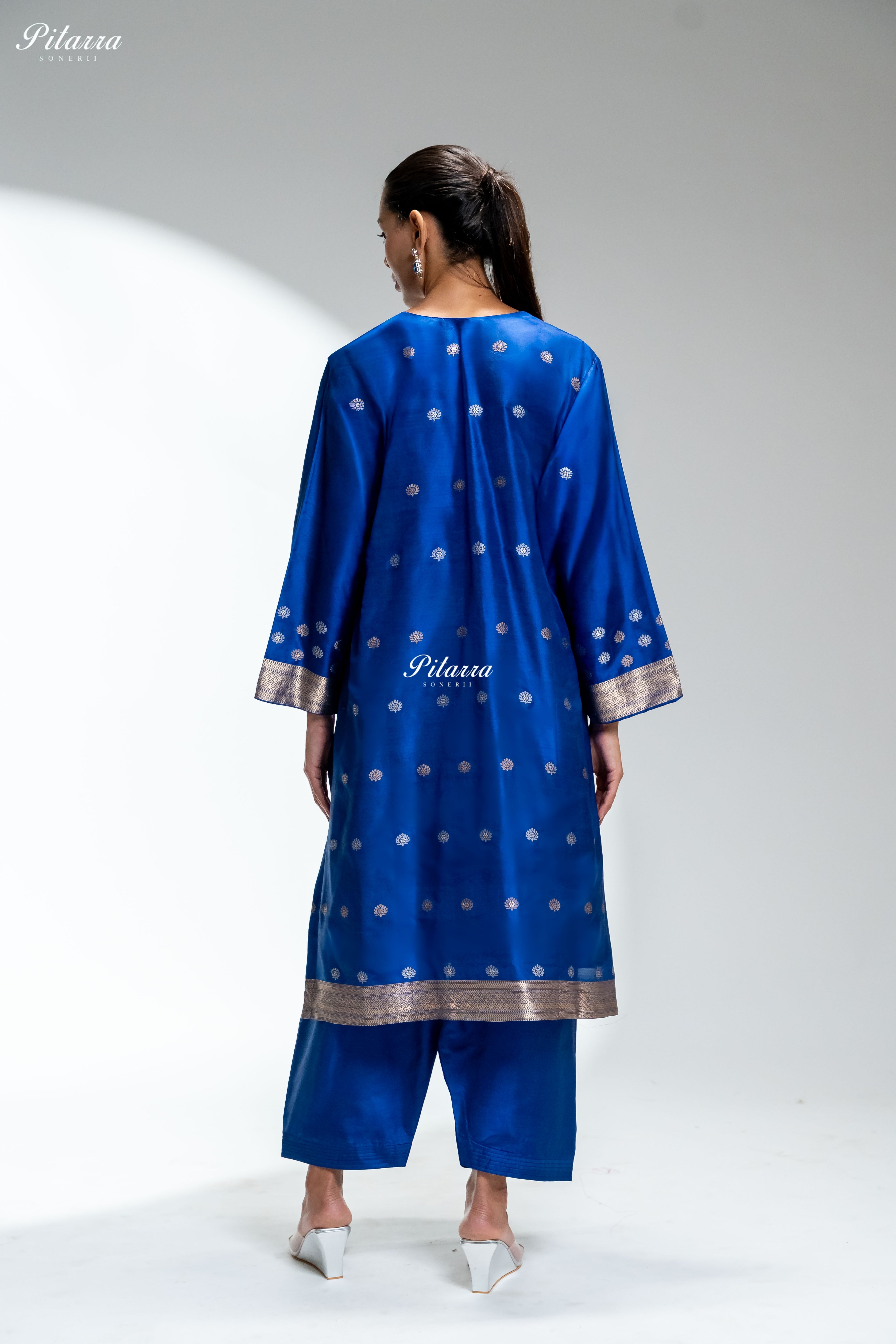 Royal Blue Gold Zari Butti Kurta Set with Pink Dupatta