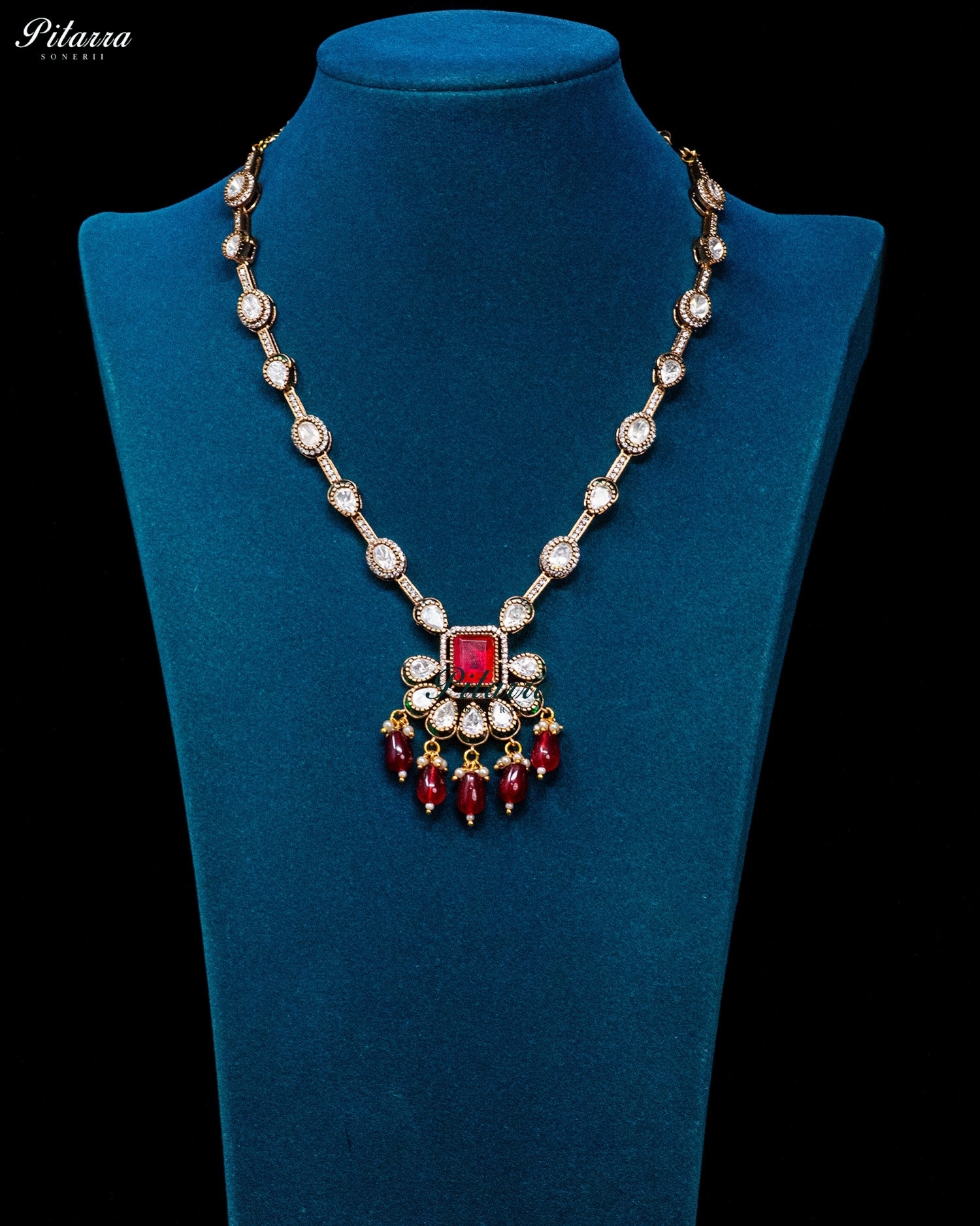 Red Square Pendant Kundan Necklace Set