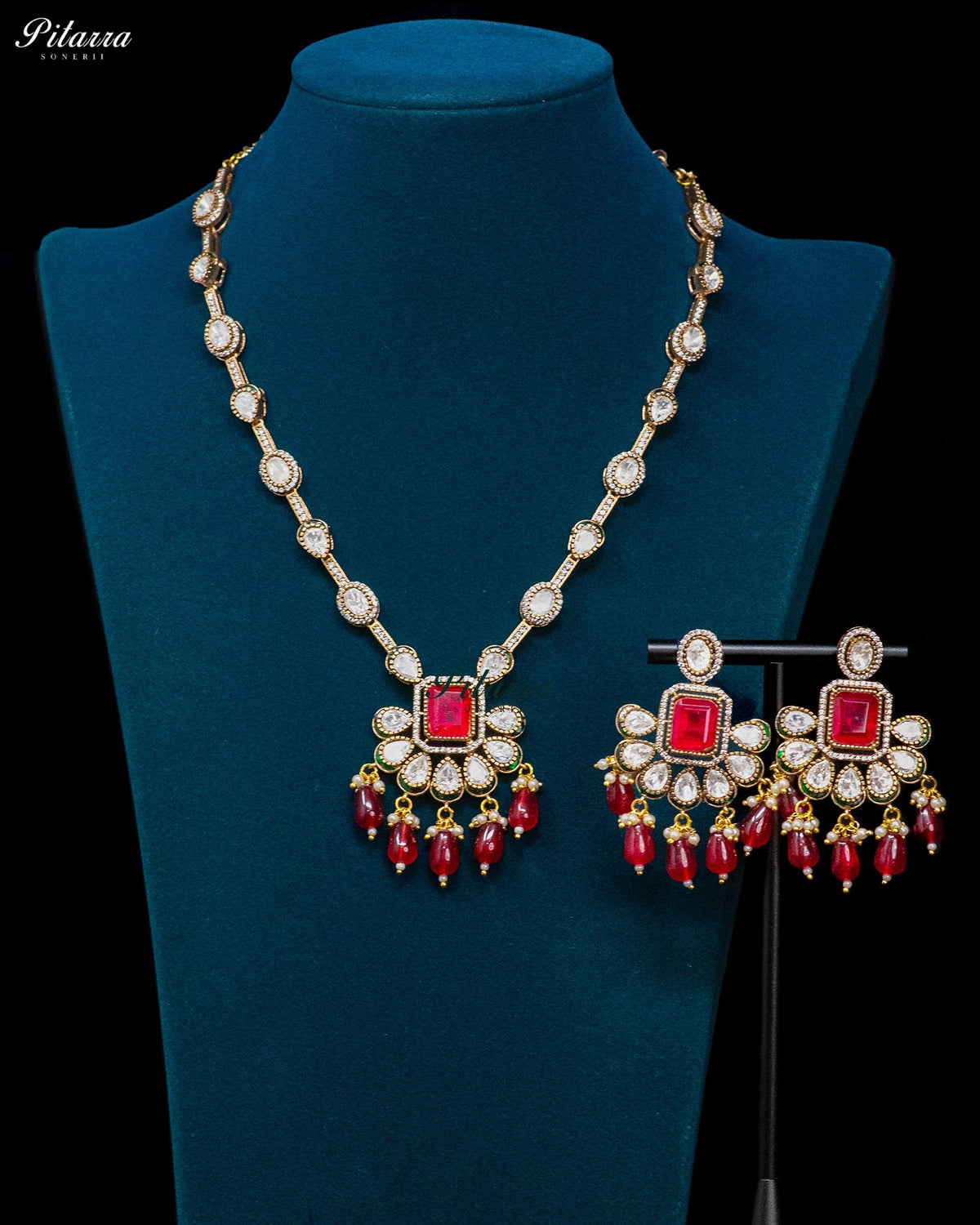 Red Square Pendant Kundan Necklace Set