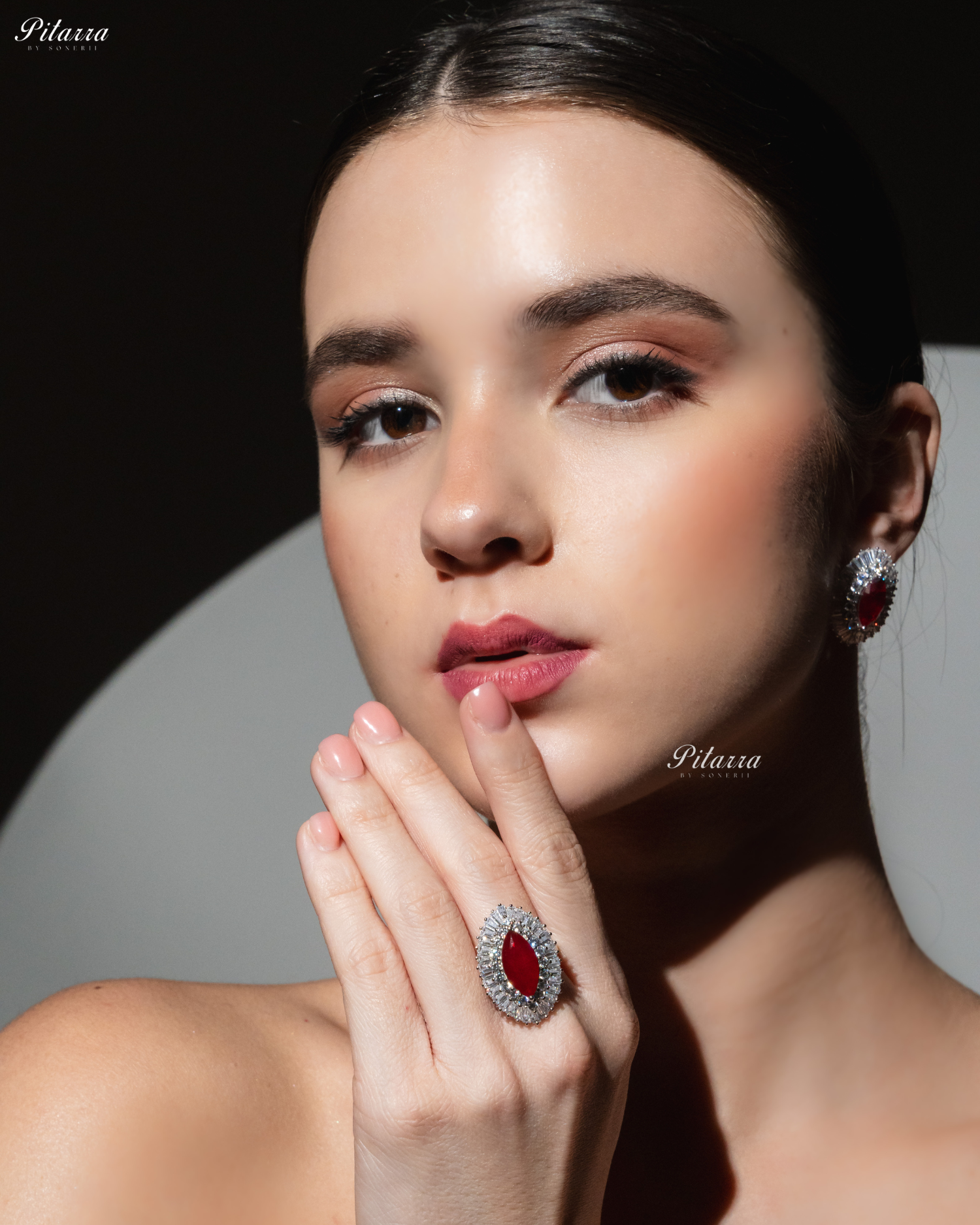 Pitarra Red Stone Crystal 92.5 Silver Ring