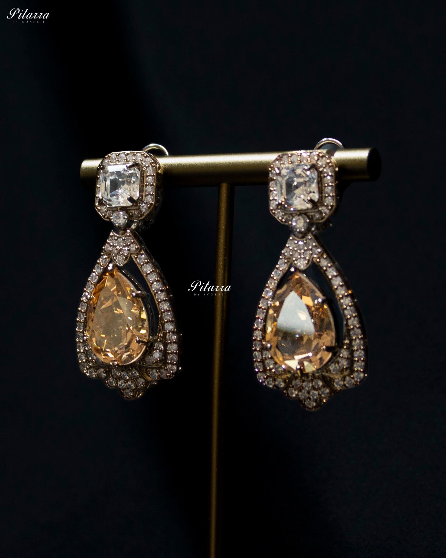 Golden Stone Layered Zircon Necklace Set