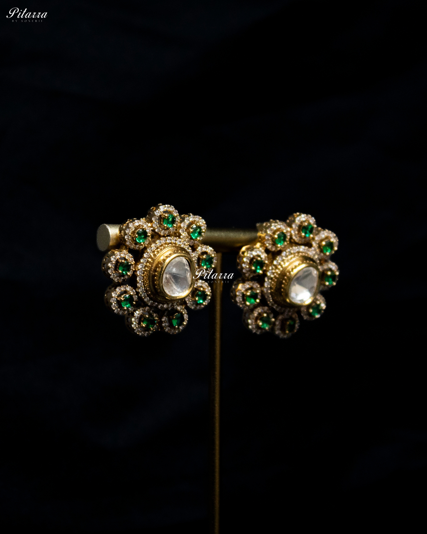 Emerald Stone Gold Finish Moissanite Kundan Choker Set
