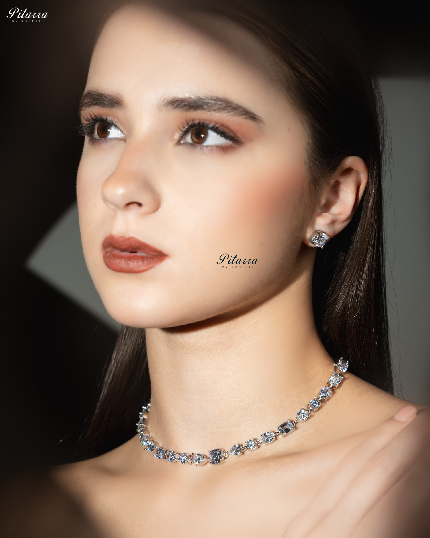 Small White Crystal Cubic Zircone Choker Set