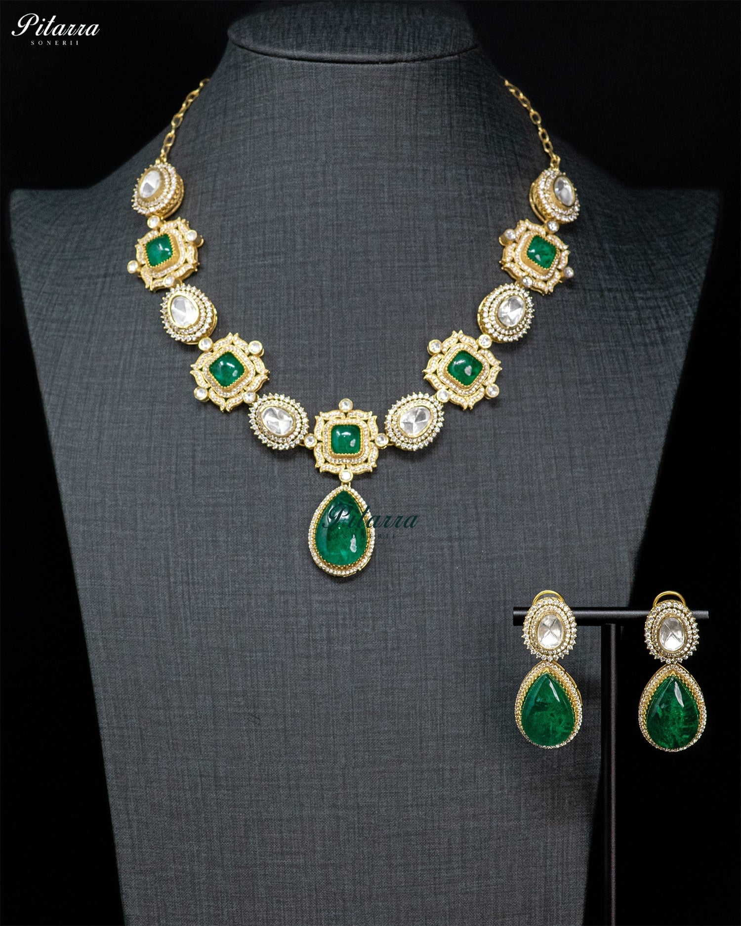 Green Teardrop Kundan Necklace Set