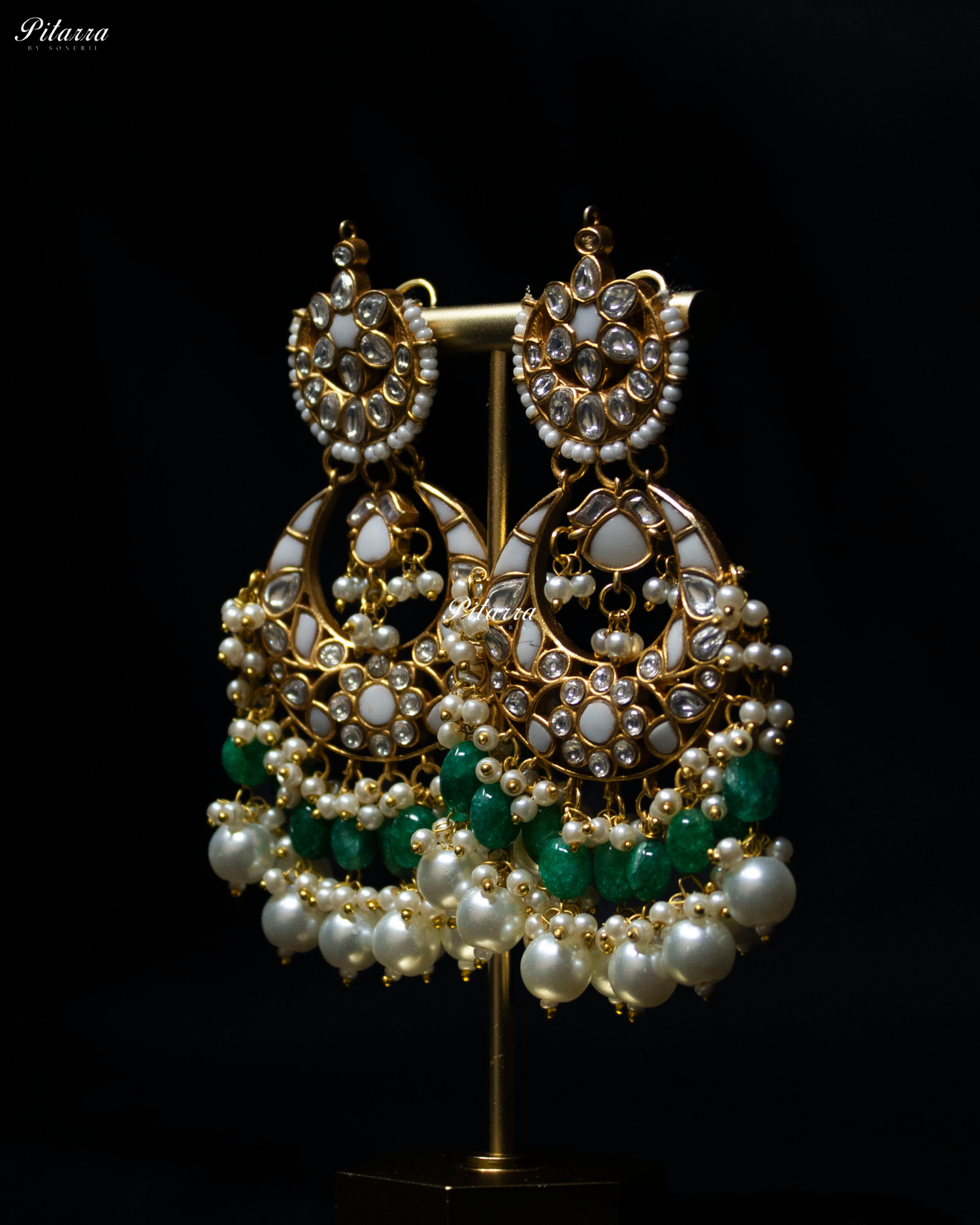 White Crystals Exclusive Kundan Necklace Set