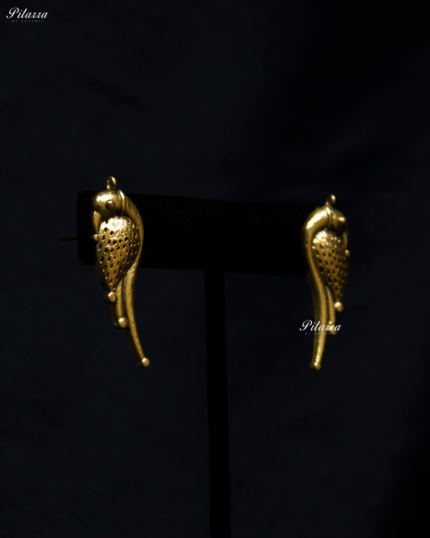 Parrot Motifs Gold Plated Kundan Necklace Set