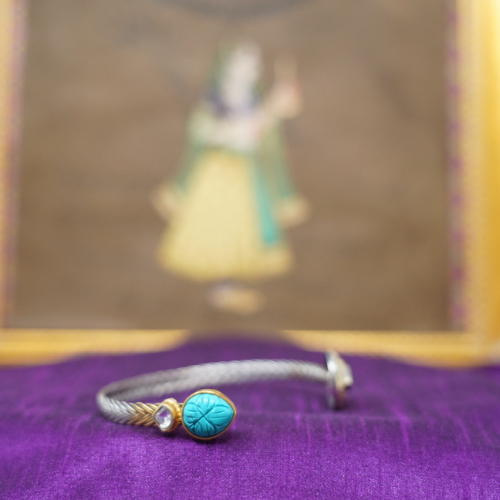Elegant Turquoise Bloom Cable Bracelet