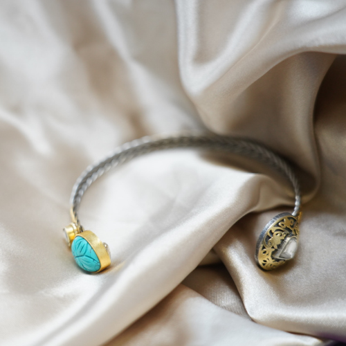 Elegant Turquoise Bloom Cable Bracelet