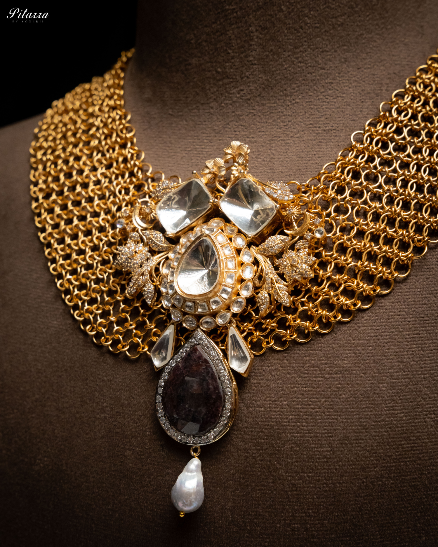 Antique Finish Brown Crystal Stone Kundan Set_Zoom Angle