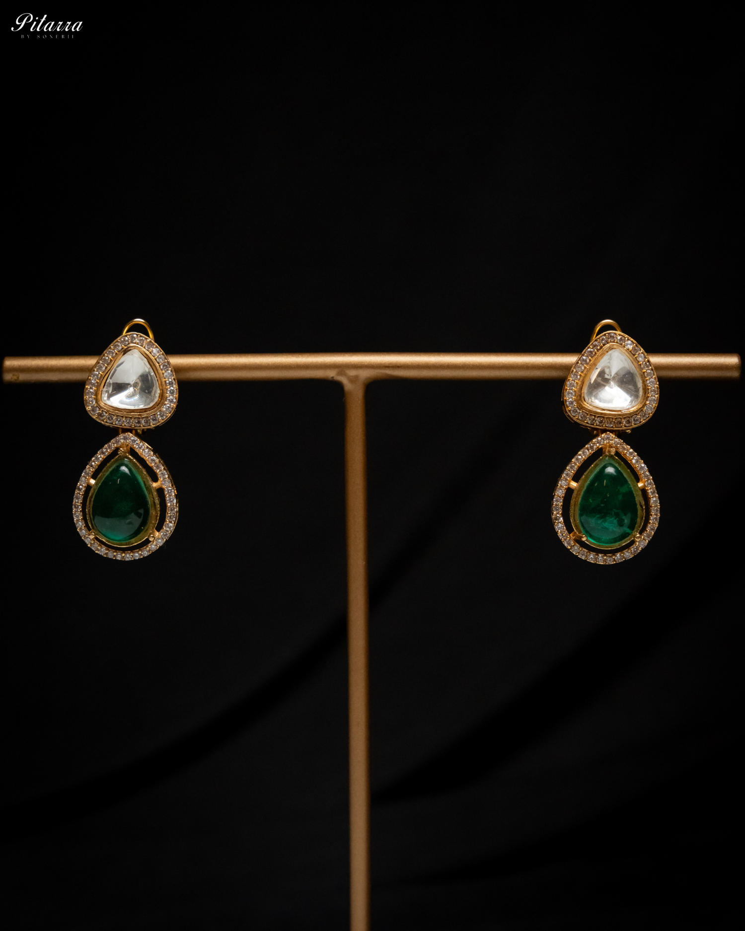 Antique Finish White Pearls Stone Kundan Set_Earrings